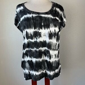 NWT MICHAEL Michael Kors Black & White Top Size M